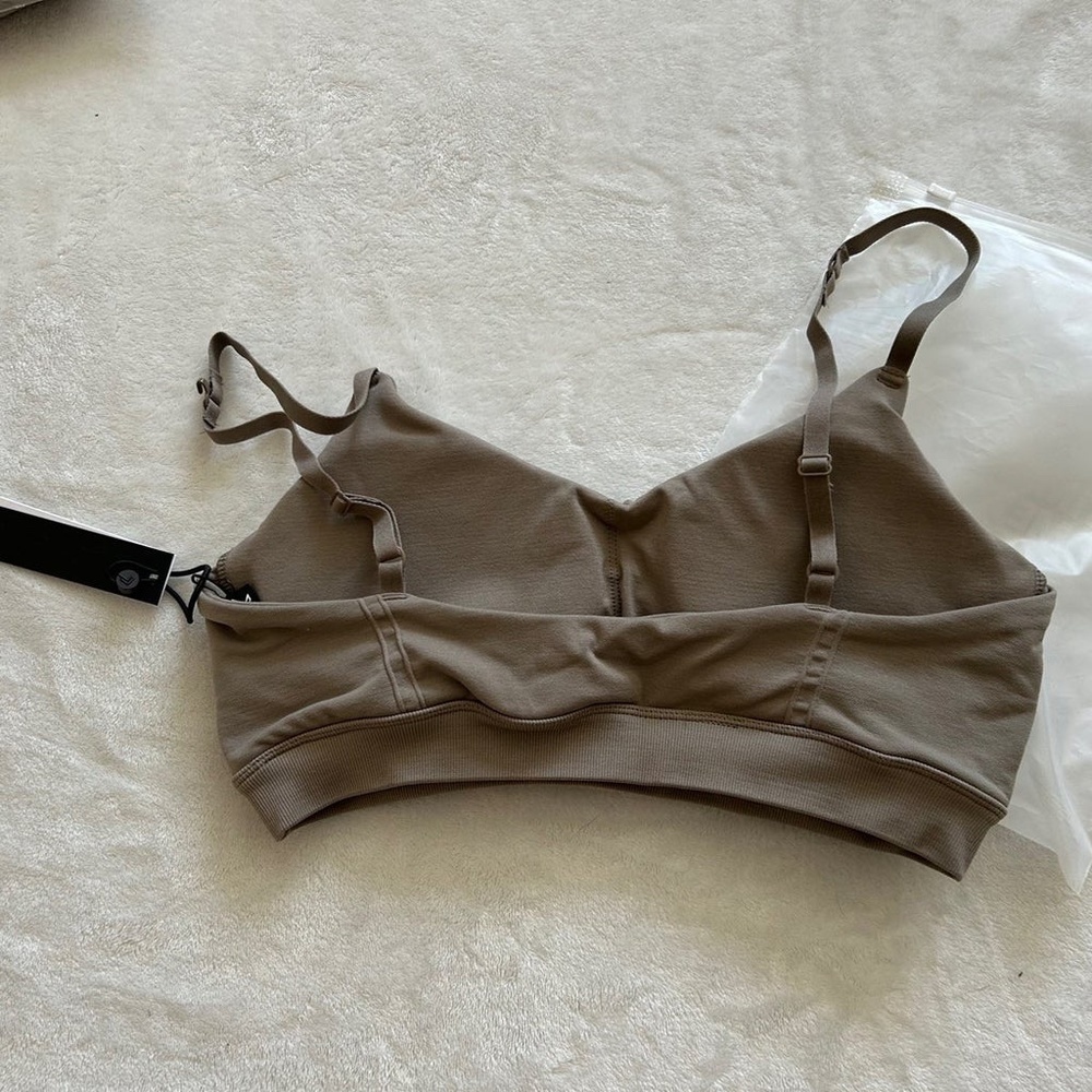 NWT Oner Active EFFORTLESS MICRO BRALETTE - Picture 4 of 5
